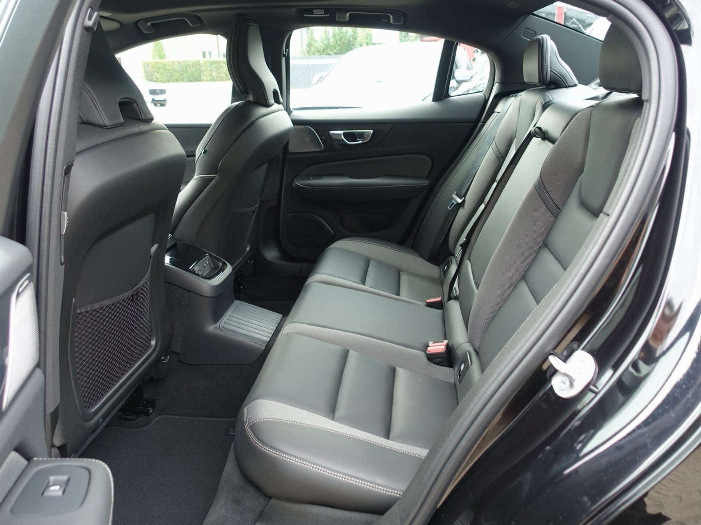 Volvo  Recharge Ultimate T8 AWD Leasing ab € 349,-