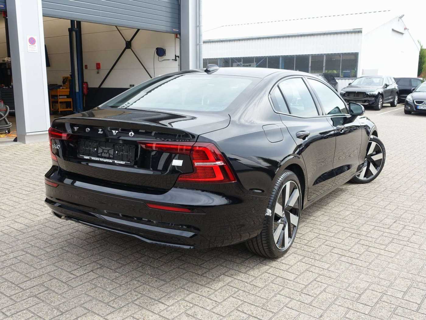 Volvo  Recharge Ultimate T8 AWD Leasing ab € 349,-