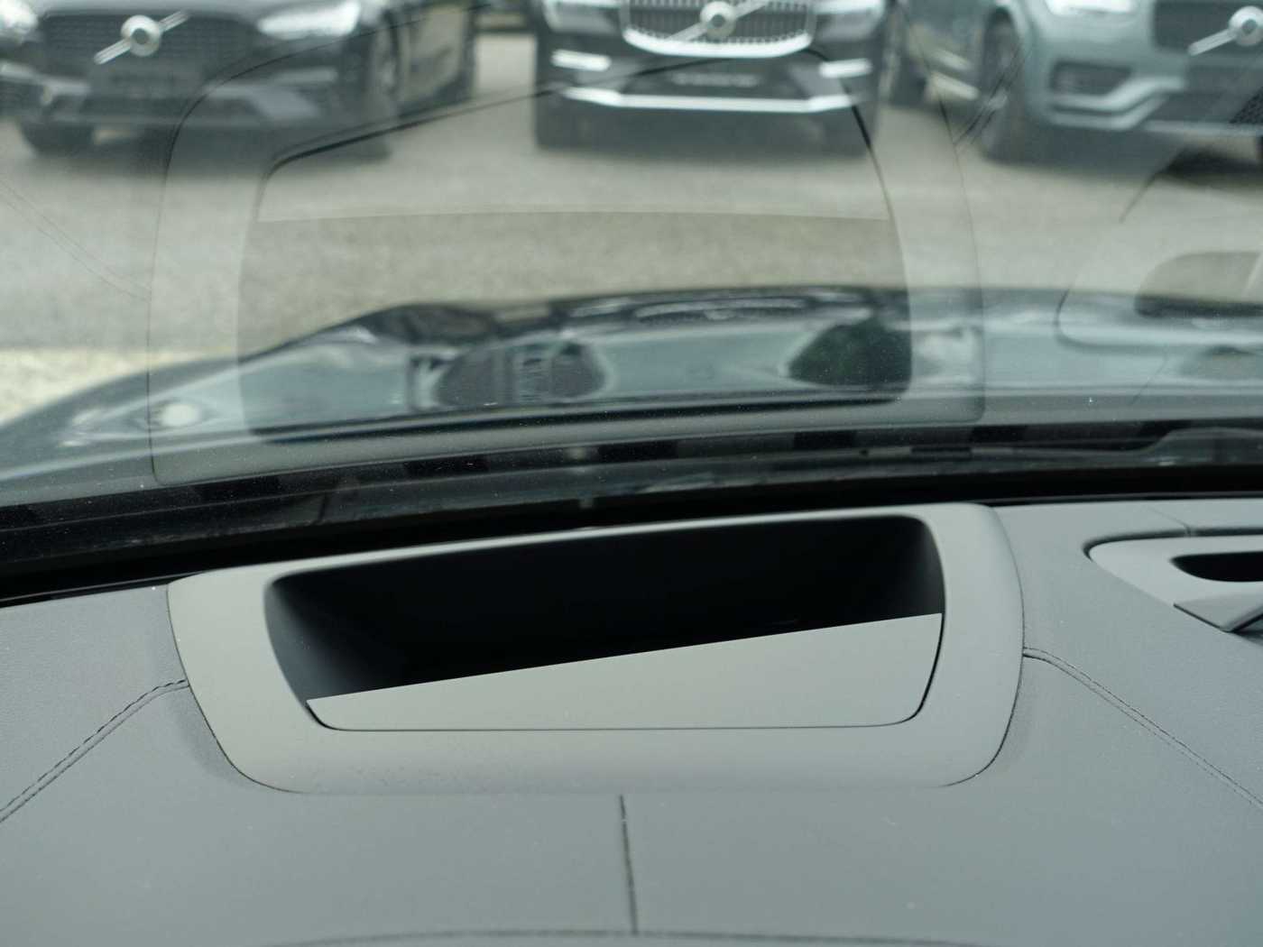 Volvo  Recharge Ultimate T8 AWD/B&W/HeadUP/360°/BLS