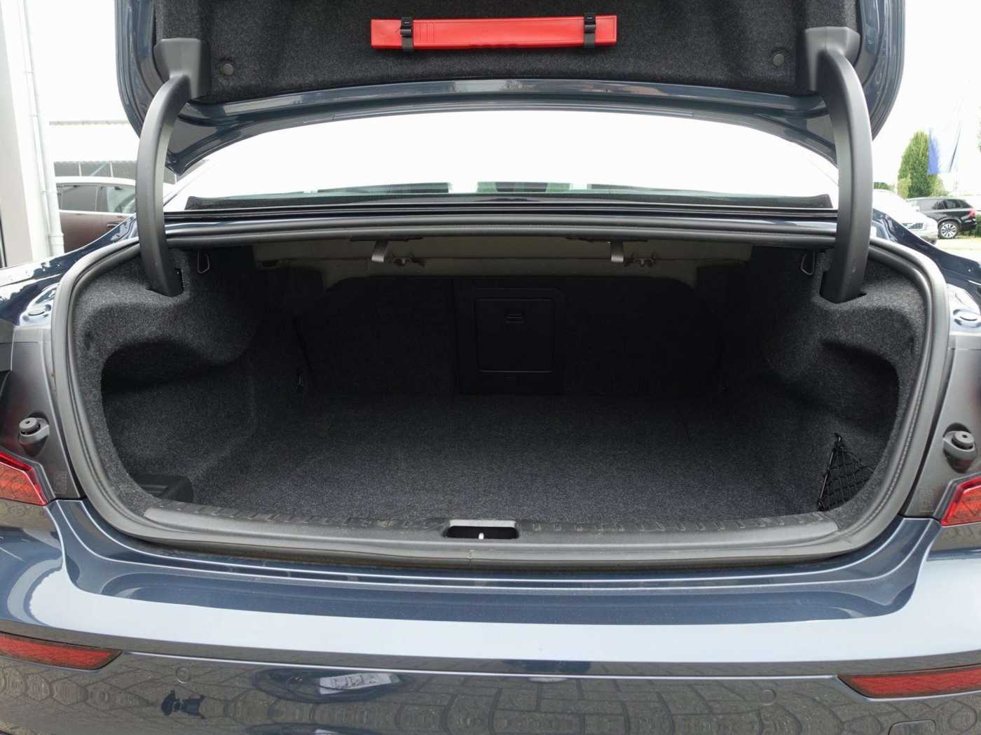 Volvo  Recharge Ultimate T8 AWD/B&W/HeadUP/360°/BLS
