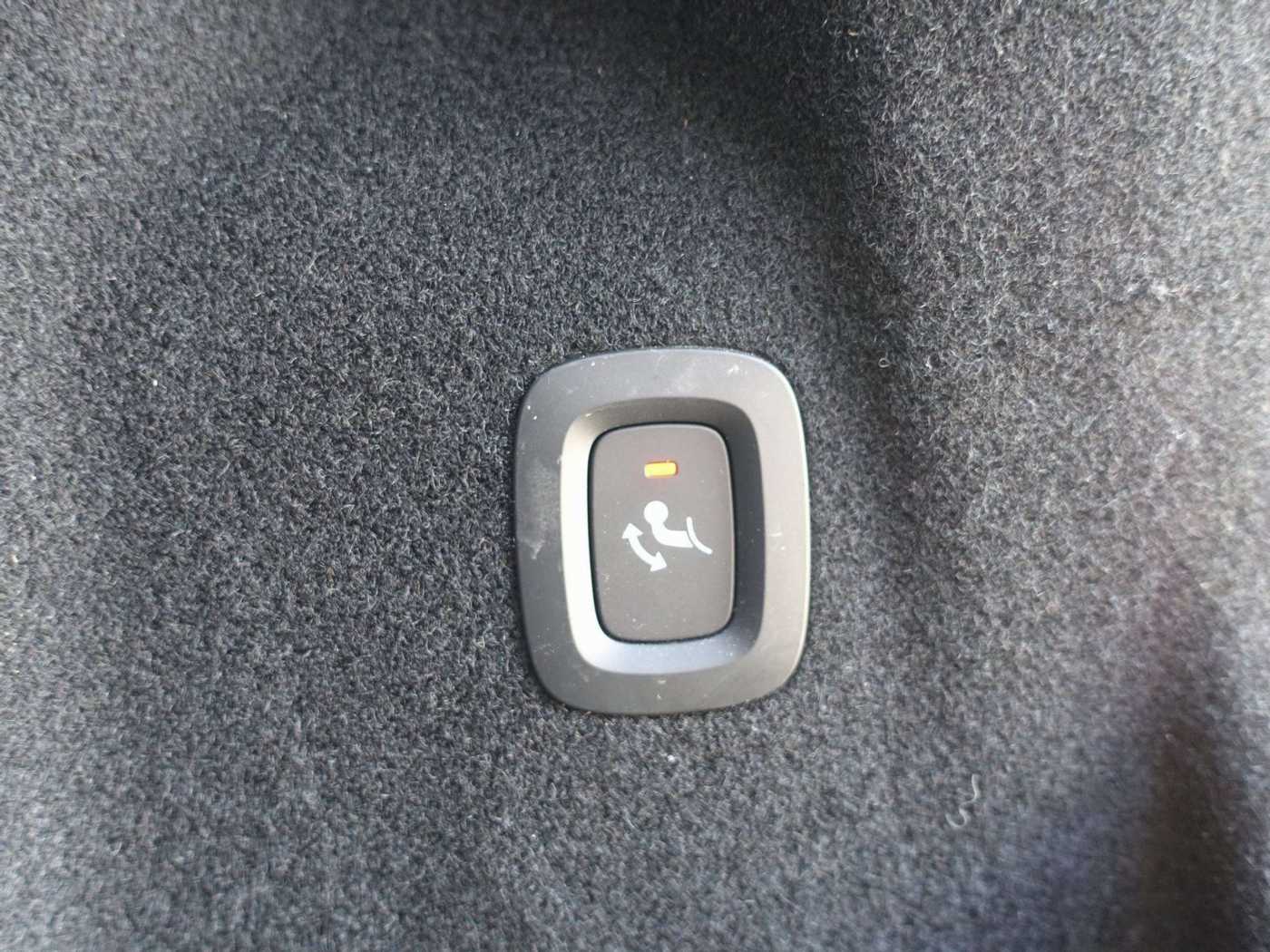 Volvo  B4 Diesel Plus Dark/AHK/Frontschhz. /Lenkrhz
