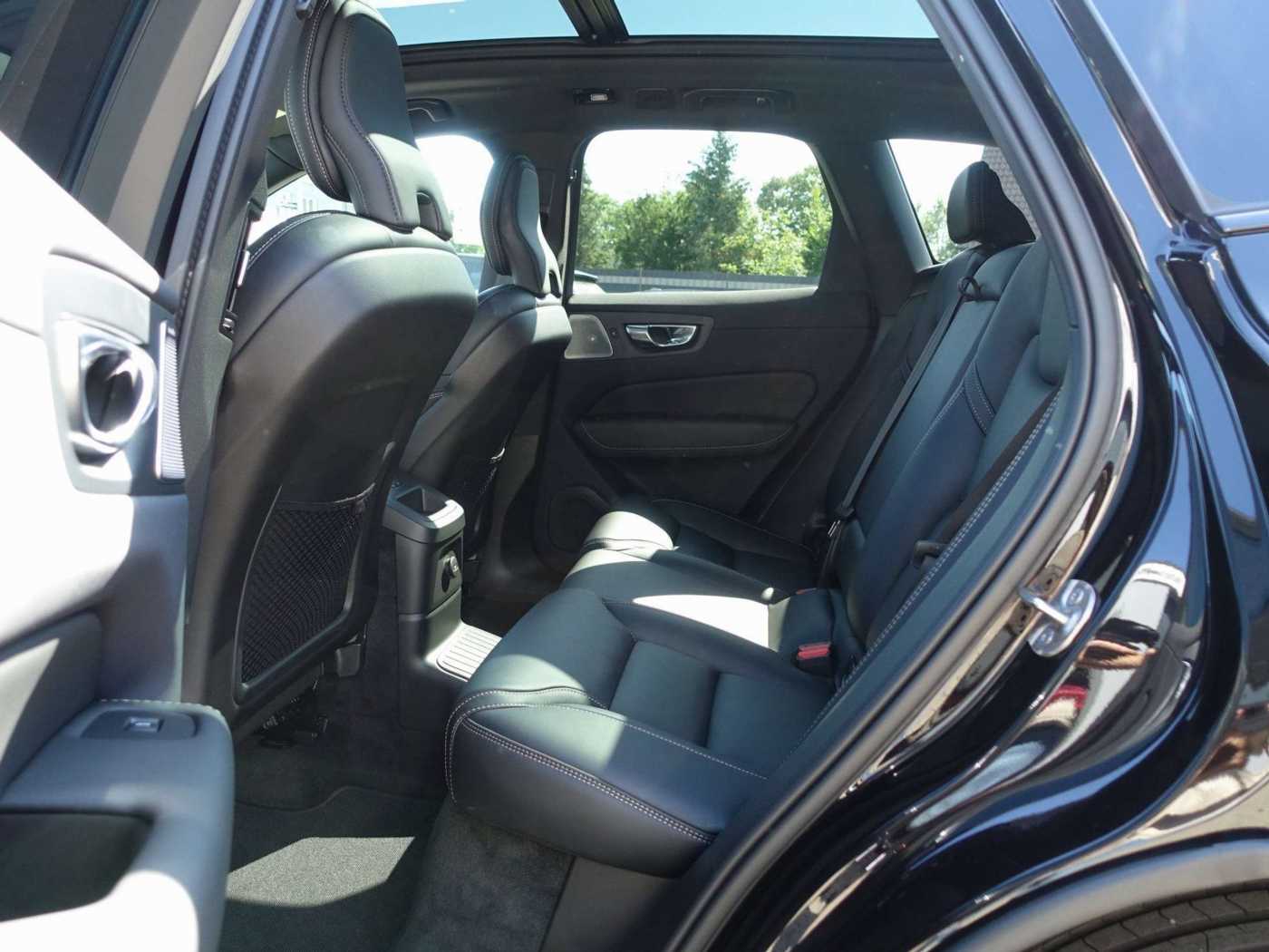Volvo  Black Edition Plus T8 AWD/HeadUP/360°/BLS