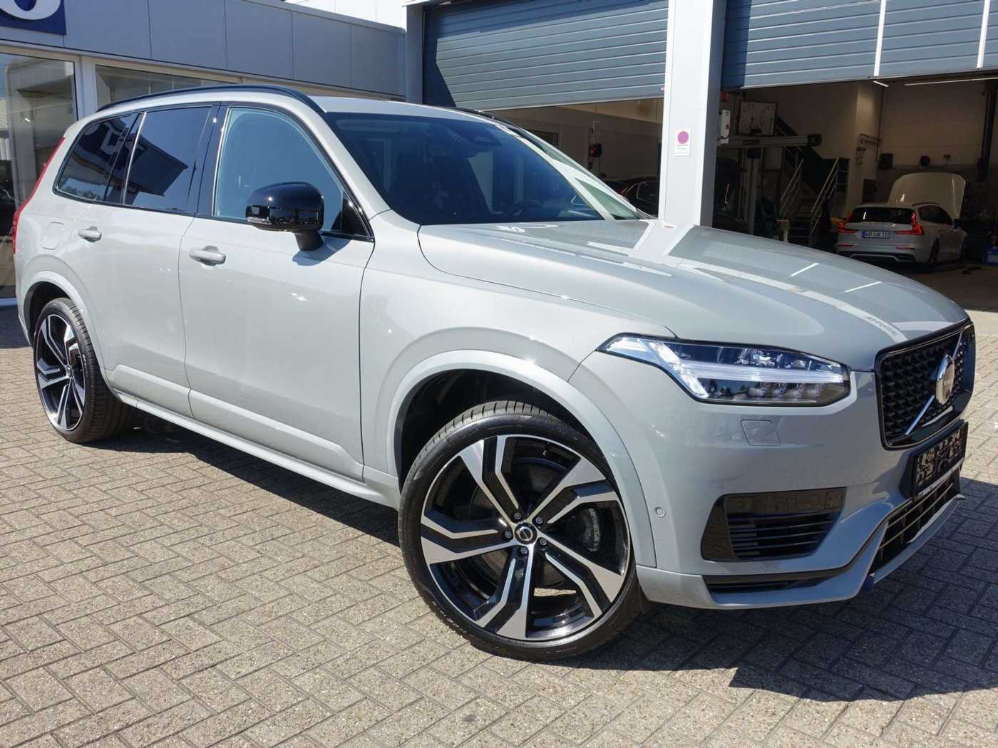 Volvo  Plus Dark T8 AWD Plug-in Hybrid/360°/HeadUP