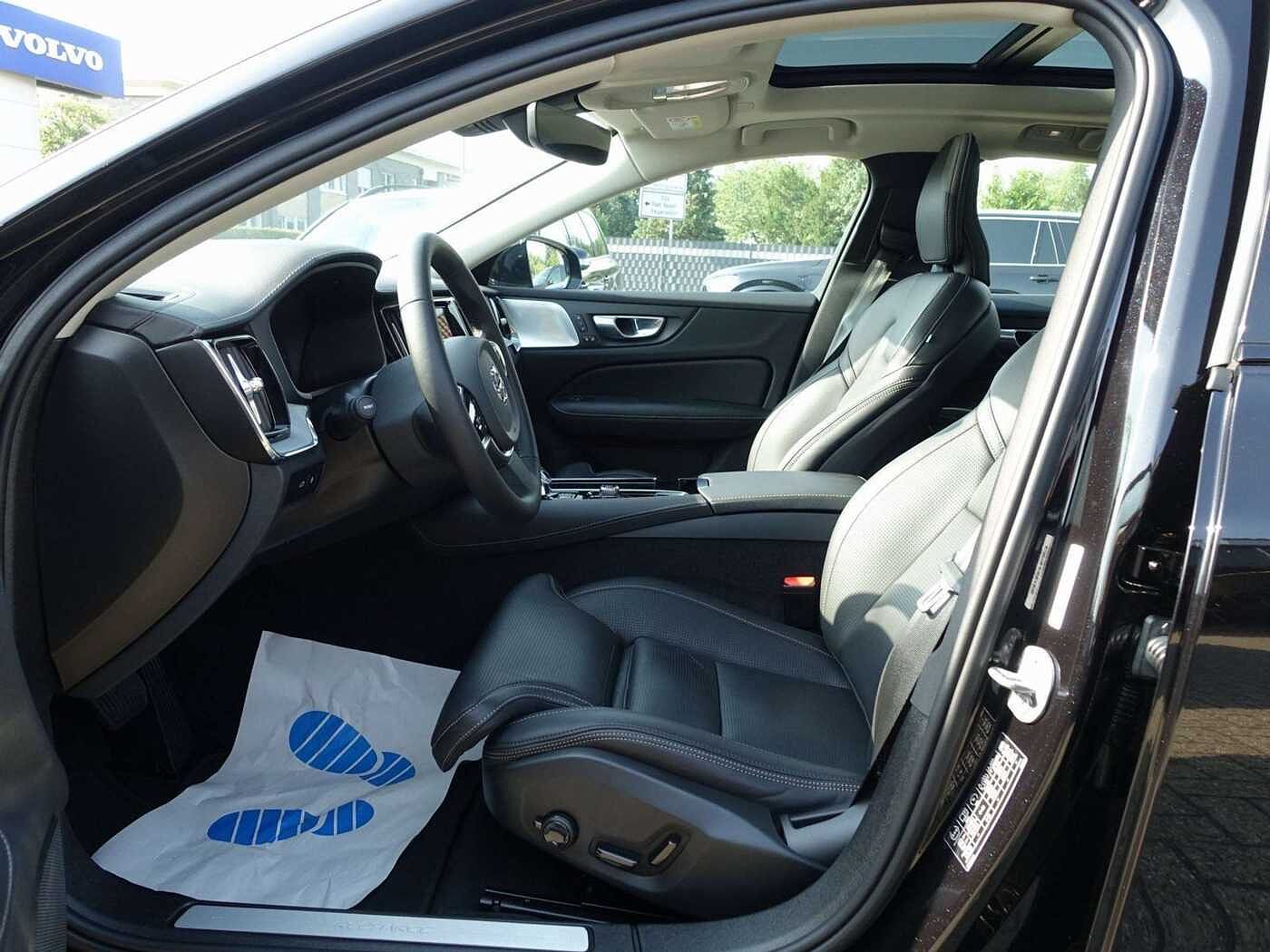 Volvo  Recharge Ultimate T8 AWD/360°/B&W/Massage