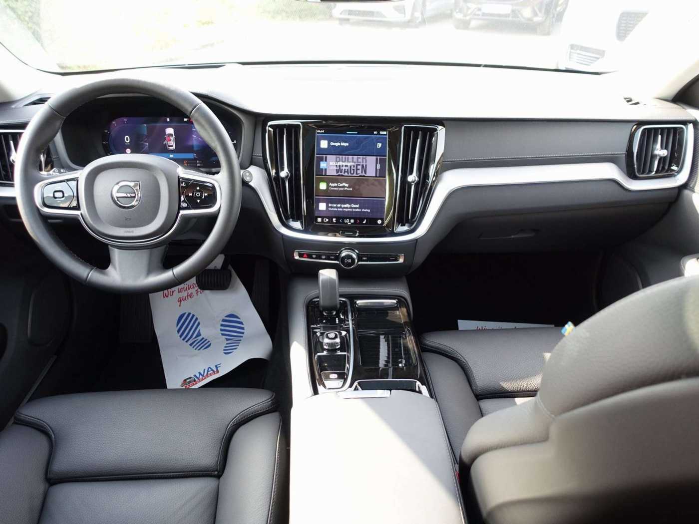 Volvo  Ultra T6 AWD/360°/Head-Up/Pano/360°/H&K/BLIS