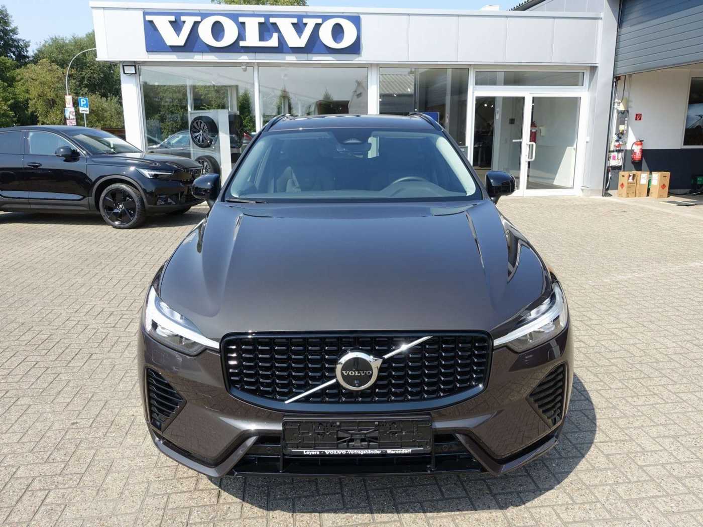 Volvo  Plus T6  Dark AWD/360°/Pano/H&K/BLIS/Memory