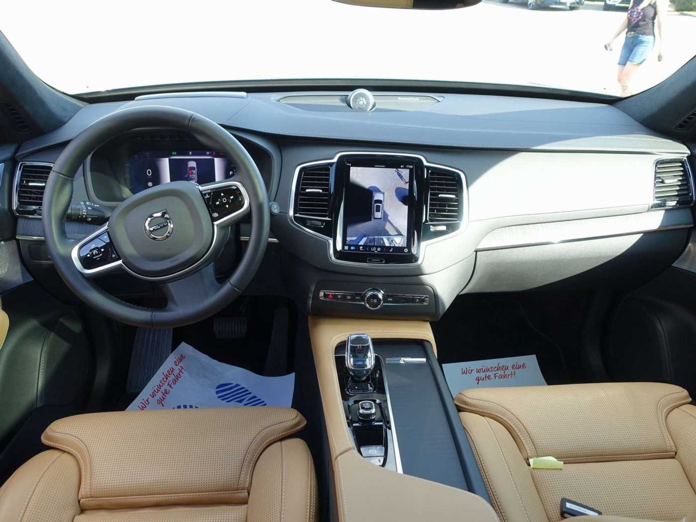 Volvo  Ultra, T8 AWD/Massage/360°/Pano/FourC/AHK