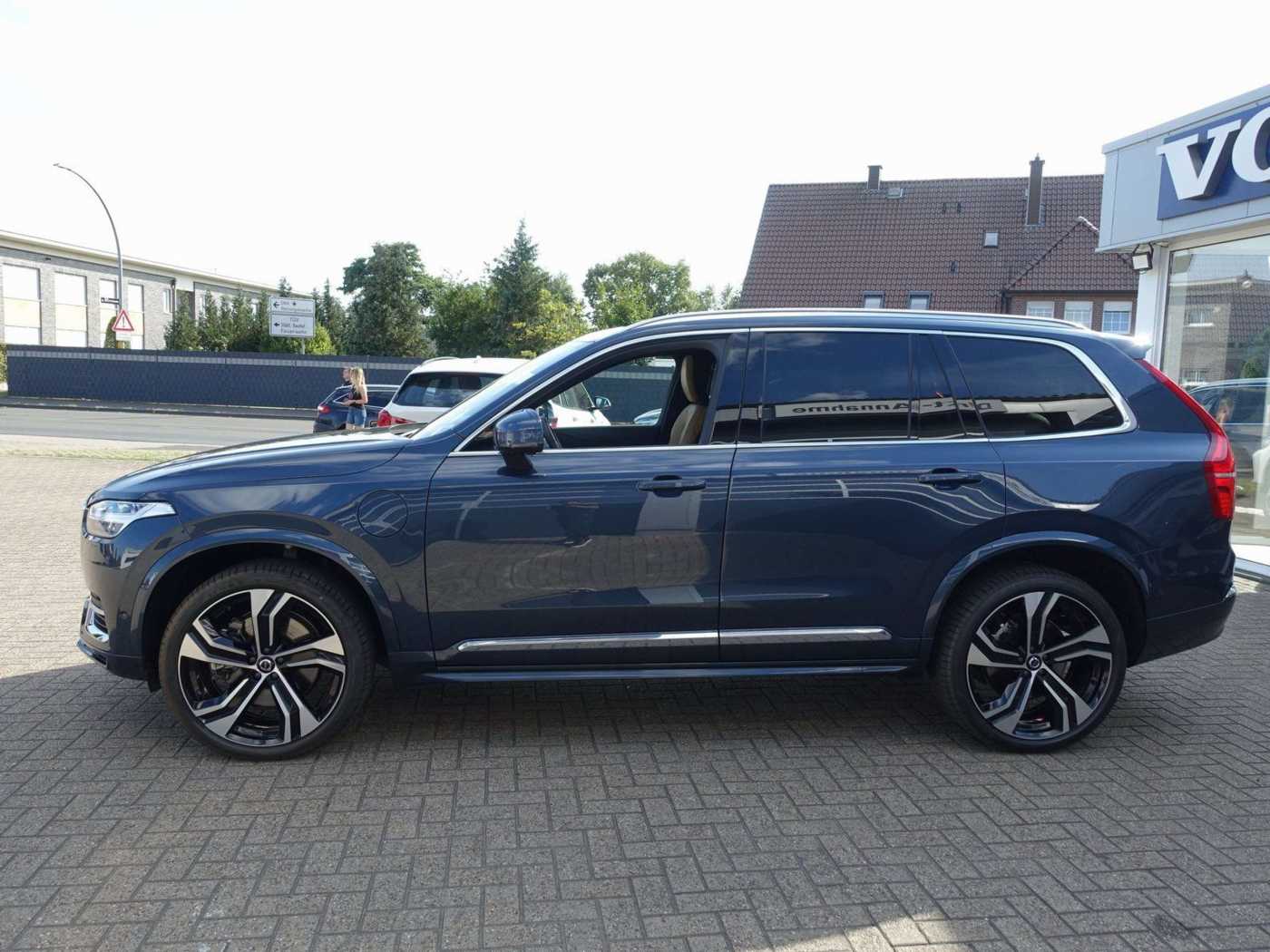 Volvo  Ultra, T8 AWD/Massage/360°/Pano/FourC/AHK