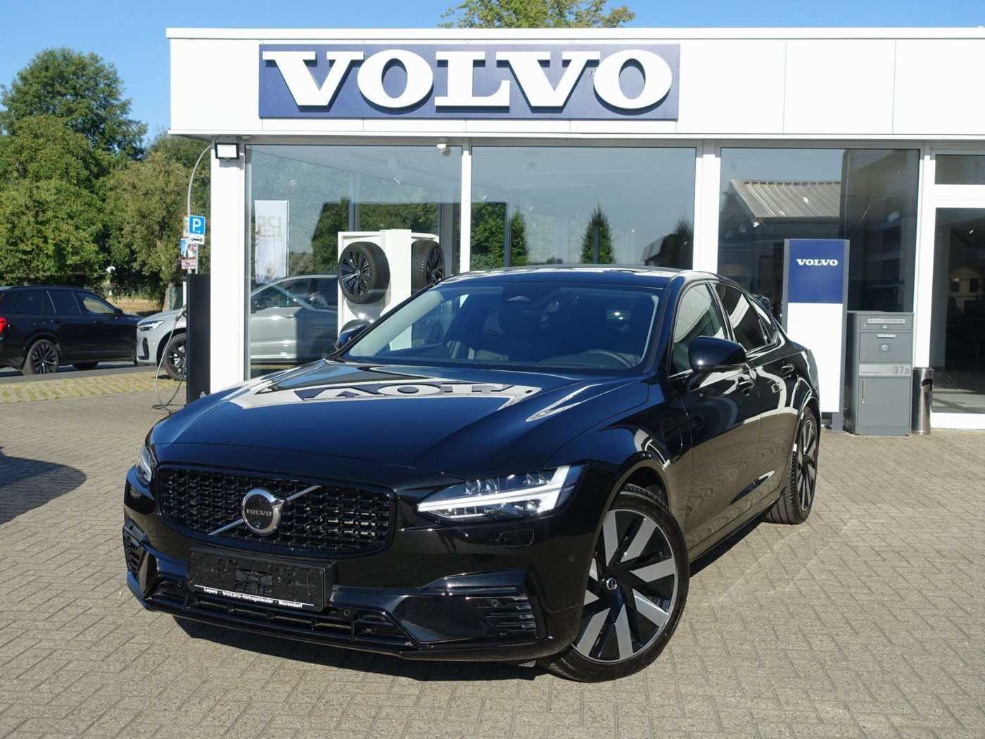 Volvo  Recharge Ultimate T8 AWD/360°/Head-Up/H&K