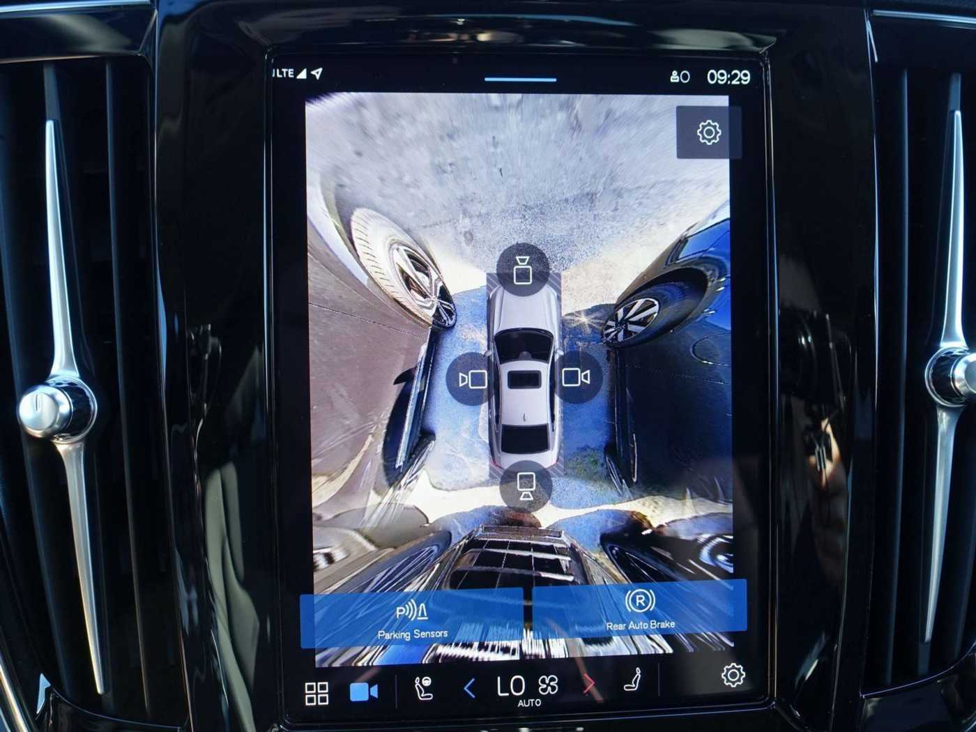 Volvo  Recharge Ultimate T8 AWD/360°/Head-Up/H&K