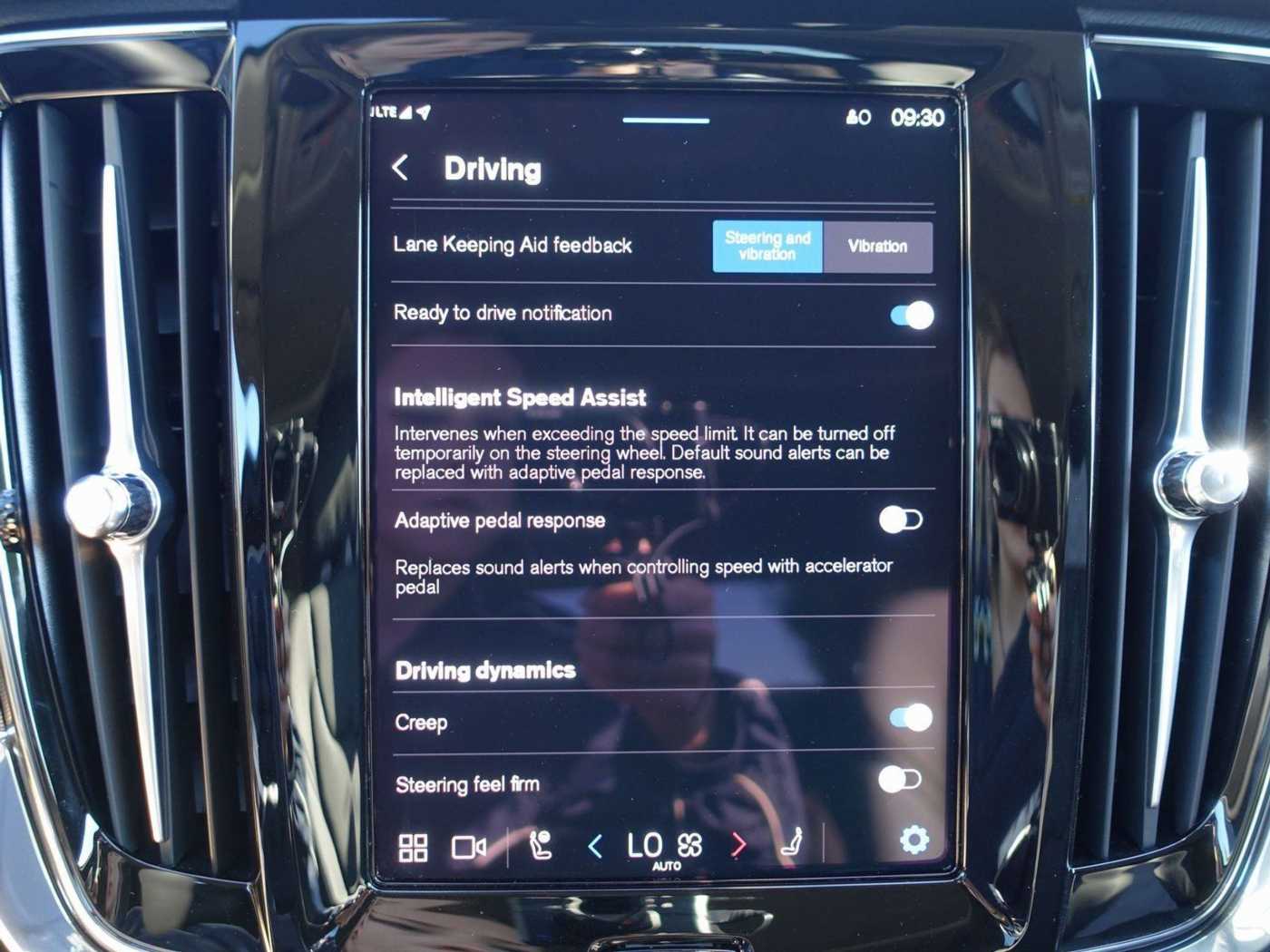 Volvo  Recharge Ultimate T8 AWD/360°/Head-Up/H&K