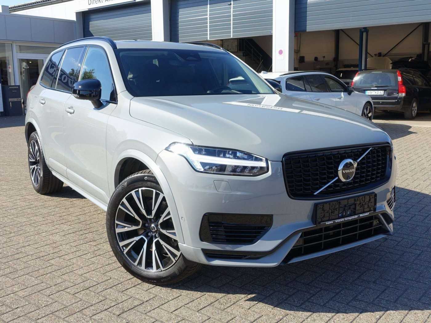 Volvo  Ultra Dark T8 AWD/360°/B&W/HeadUP/Pano