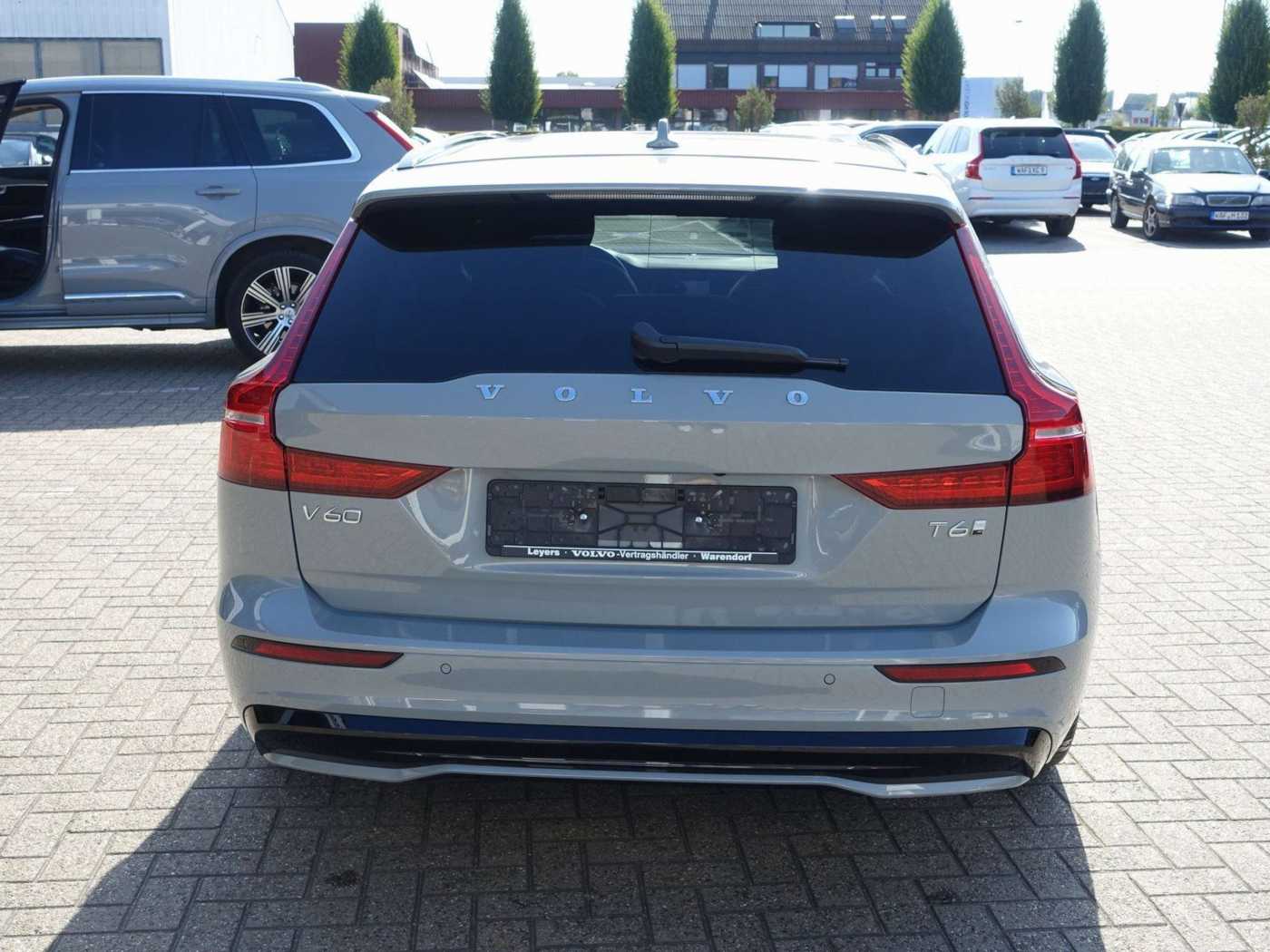 Volvo  Plus, T6 AWD Plug-in Hybrid/360°/Pano/H&K