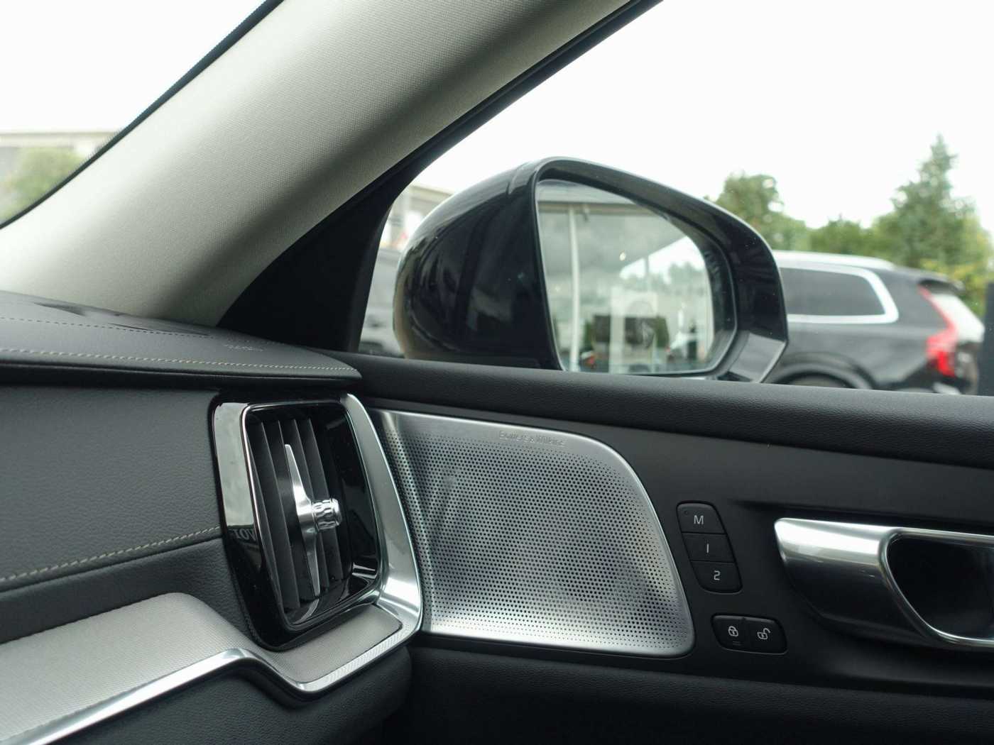Volvo  Ultra, T6 AWD Plug-in Hybrid/B&W/360°/HeadUP