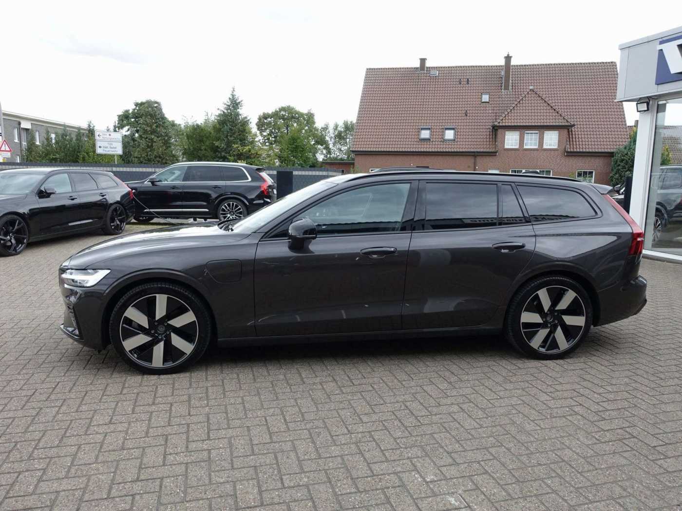 Volvo  Ultra, T6 AWD Plug-in Hybrid/B&W/360°/HeadUP