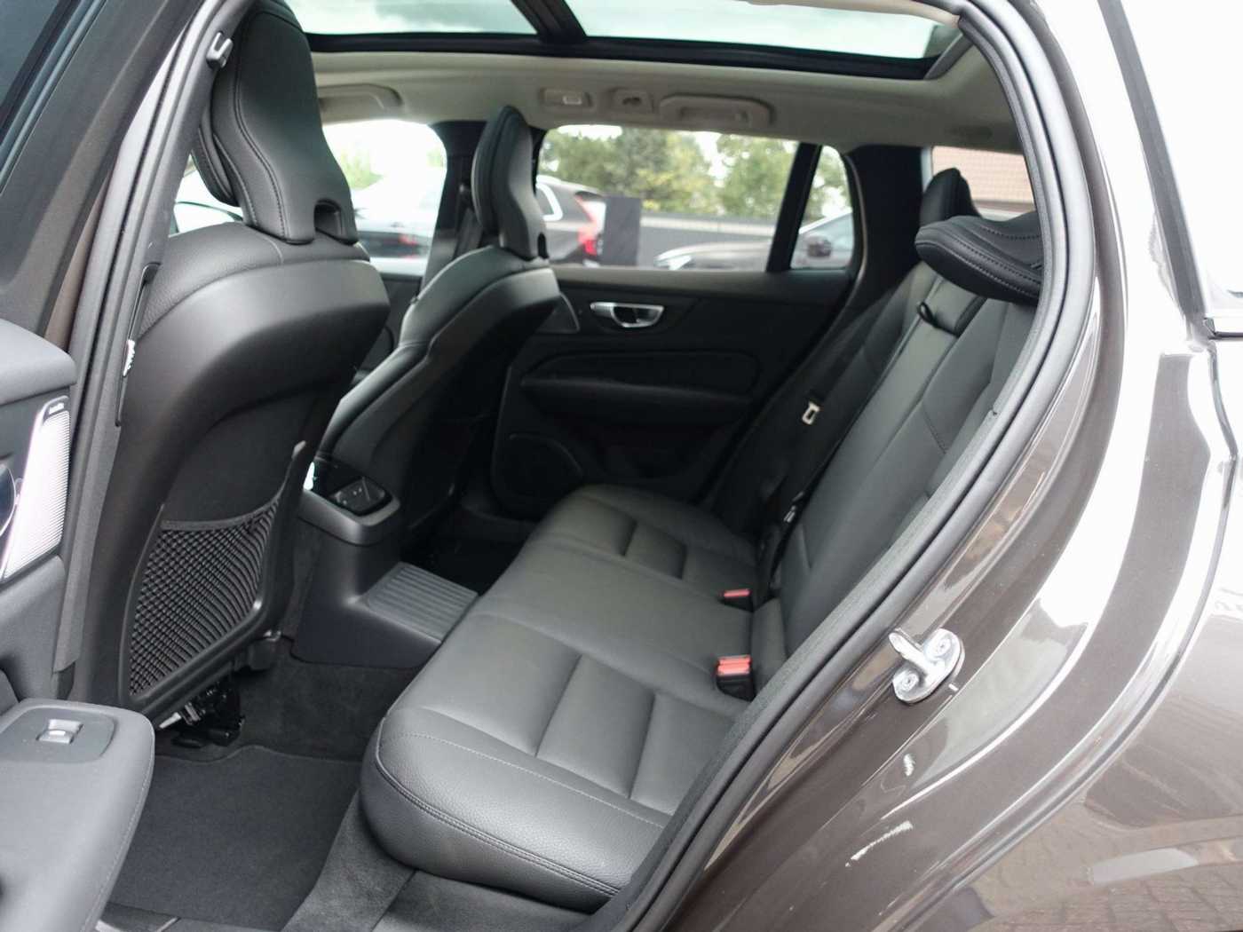 Volvo  Ultra, T6 AWD Plug-in Hybrid/B&W/360°/HeadUP
