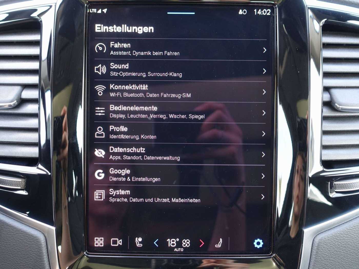 Volvo  Ultra T8 AWD Plug-in Hybrid/Pano/360°/H&K