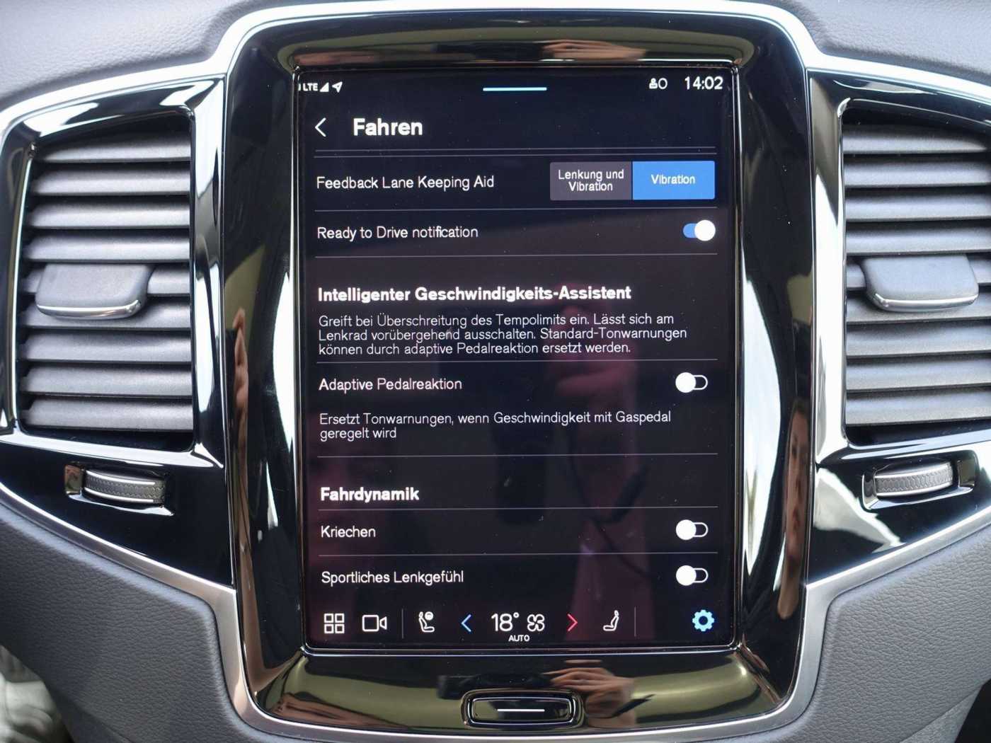 Volvo  Ultra T8 AWD Plug-in Hybrid/Pano/360°/H&K