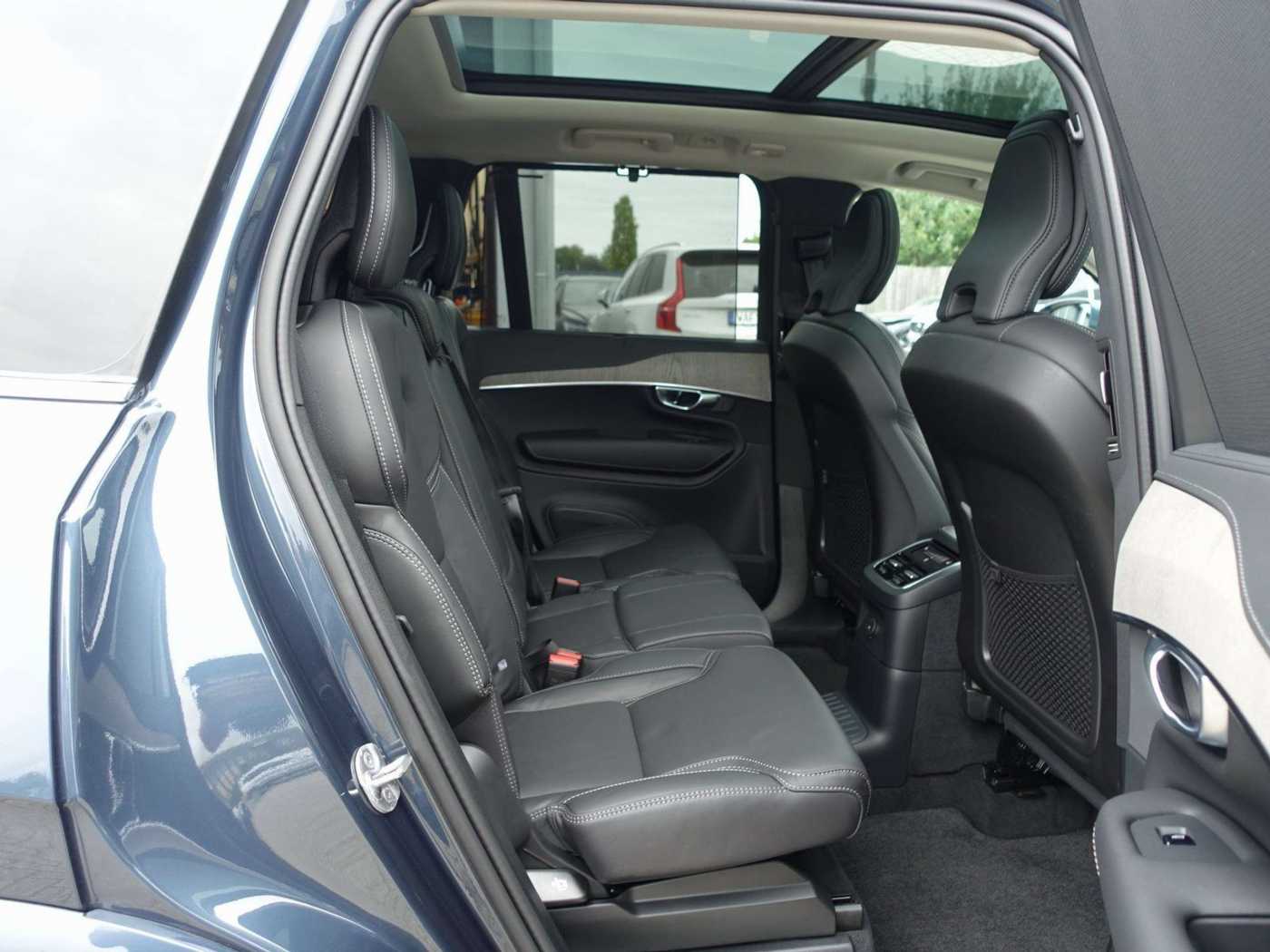 Volvo  Recharge Plus T8 AWD/Pano/360°/FourC/Pano