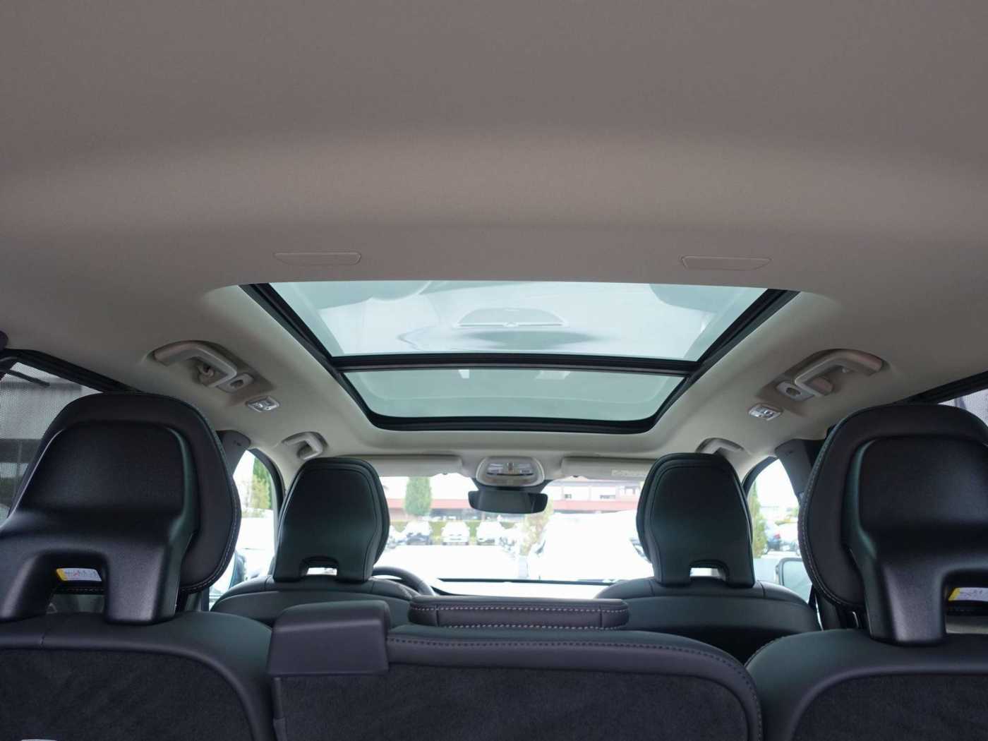 Volvo  Recharge Plus T8 AWD/Pano/360°/FourC/Pano