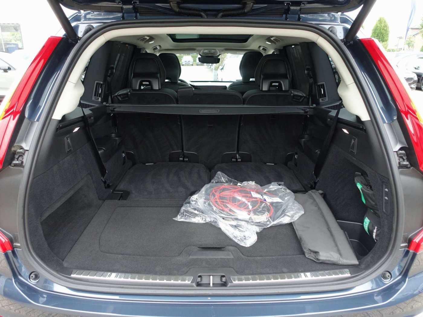 Volvo  Recharge Plus T8 AWD/Pano/360°/FourC/Pano