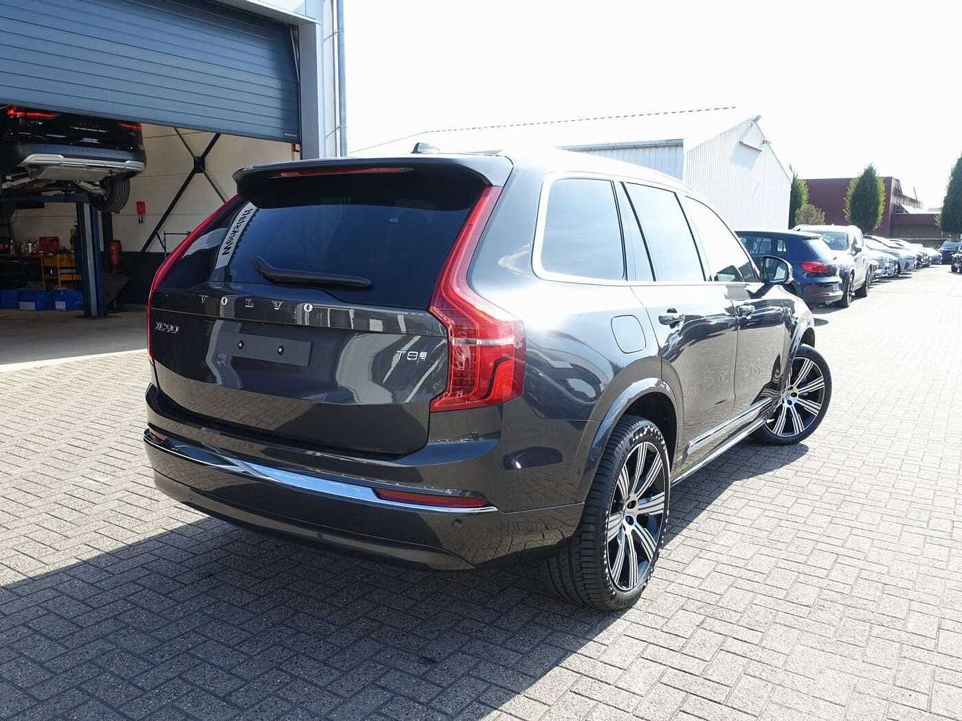 Volvo  Ultra, T8 AWD/Pano/360°/HeadUP/B&W/BLIS