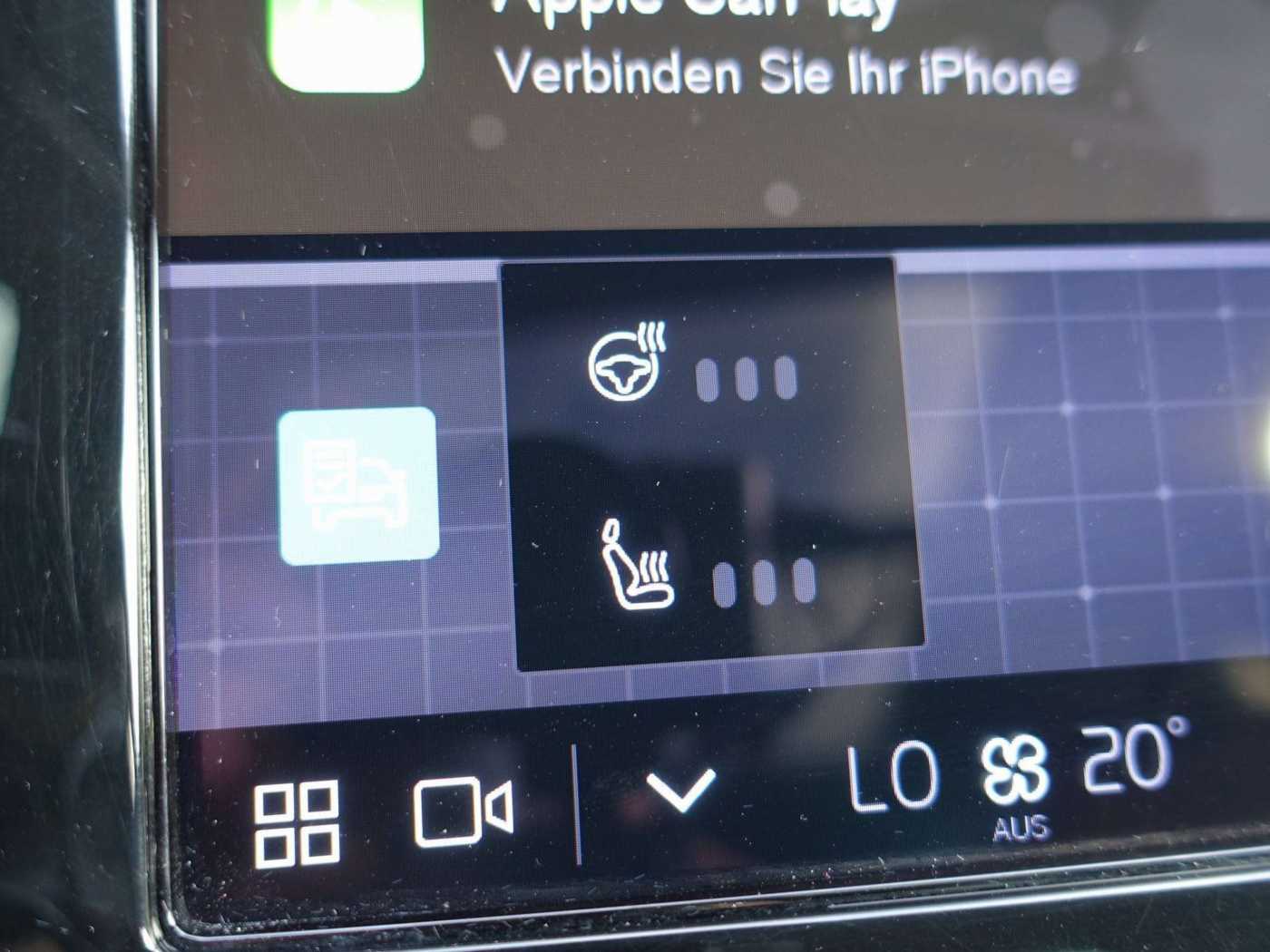 Volvo  Plus Dark T8 AWD Plug-in Hybrid/Pano/FourC