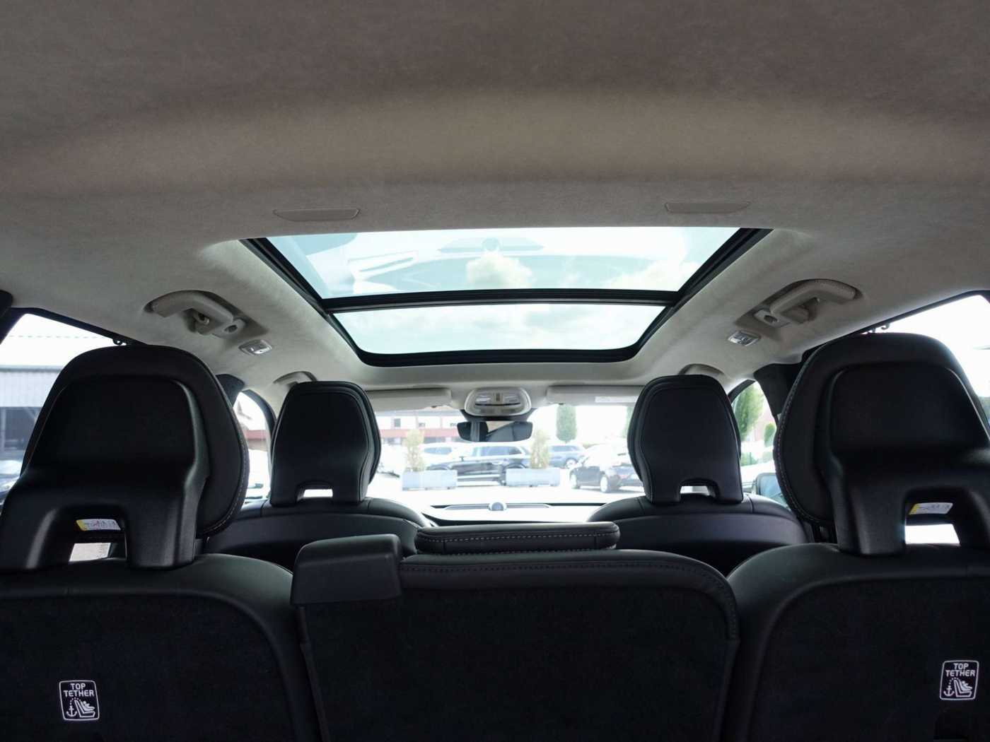 Volvo  Ultra, T8 AWD Plug-in Hybrid/Pano/B&W/360°