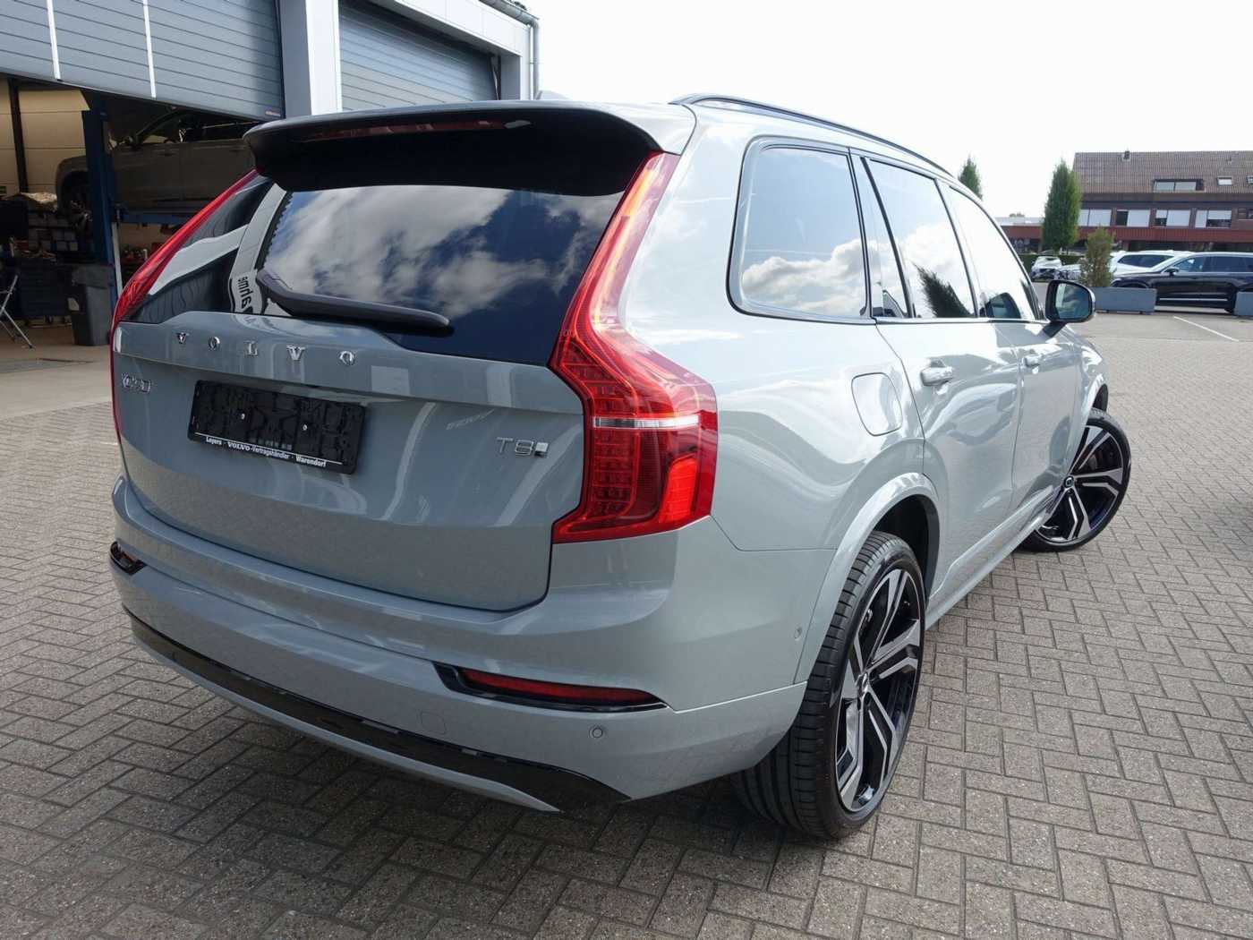 Volvo  Ultra, T8 AWD Plug-in Hybrid/Pano/B&W/360°