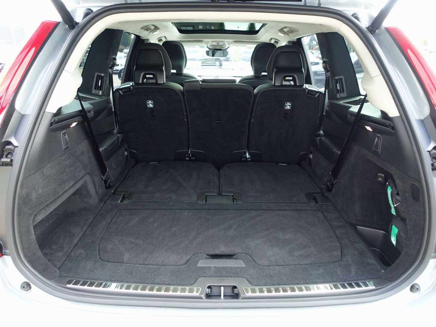 Volvo  Ultra, T8 AWD Plug-in Hybrid/Pano/B&W/360°
