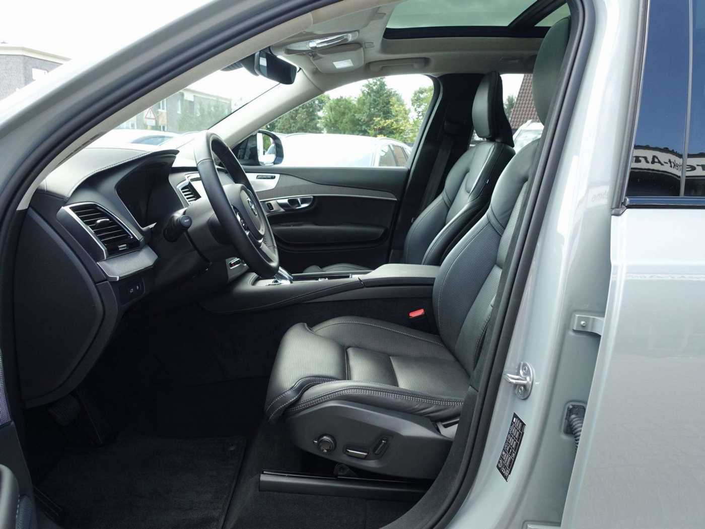 Volvo  Ultra, T8 AWD Plug-in Hybrid/Pano/B&W/360°