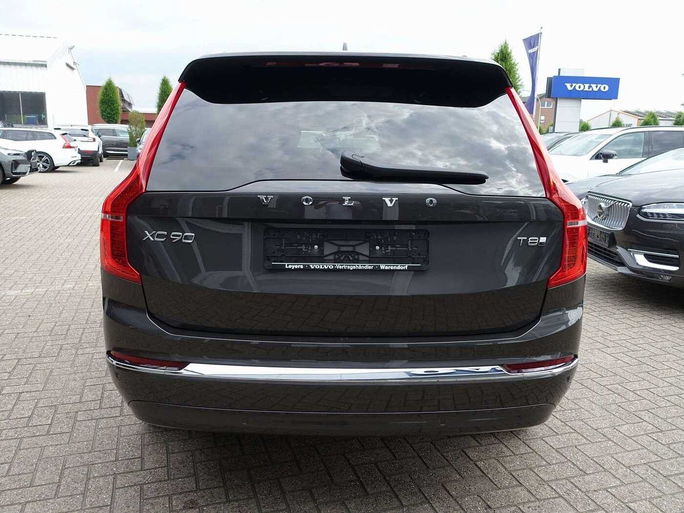 Volvo  T8 Bright AWD/HeadUP/Pano/FourC/AHK/360°/BLS