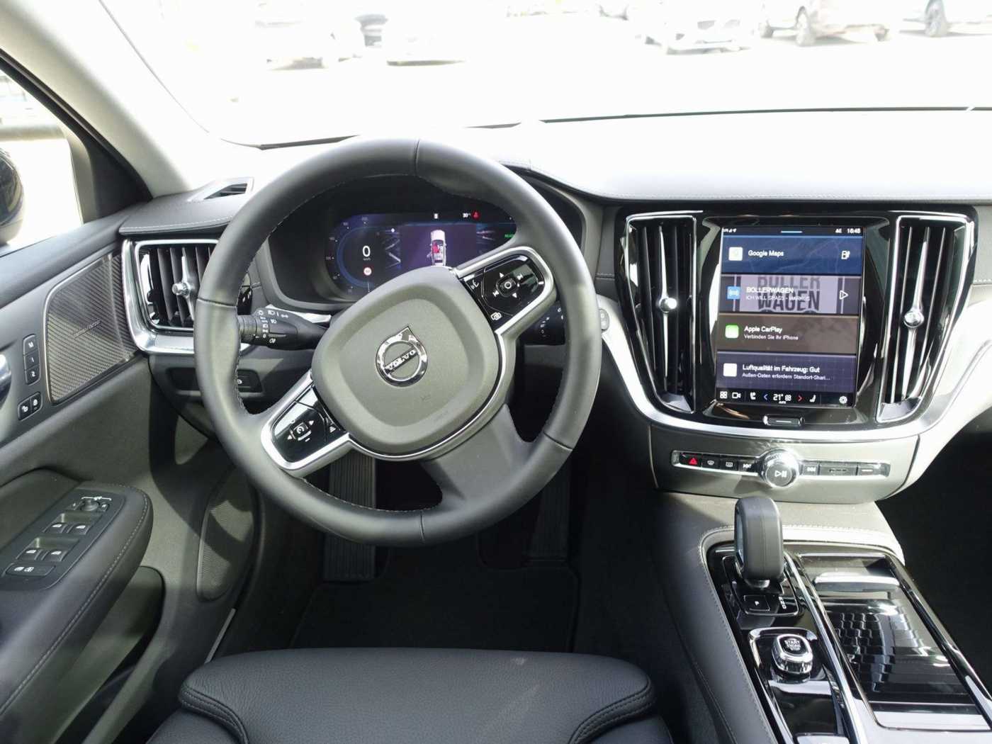 Volvo  Ultra, T6 AWD Plug-in Hybrid/Pano/H&K/AHK