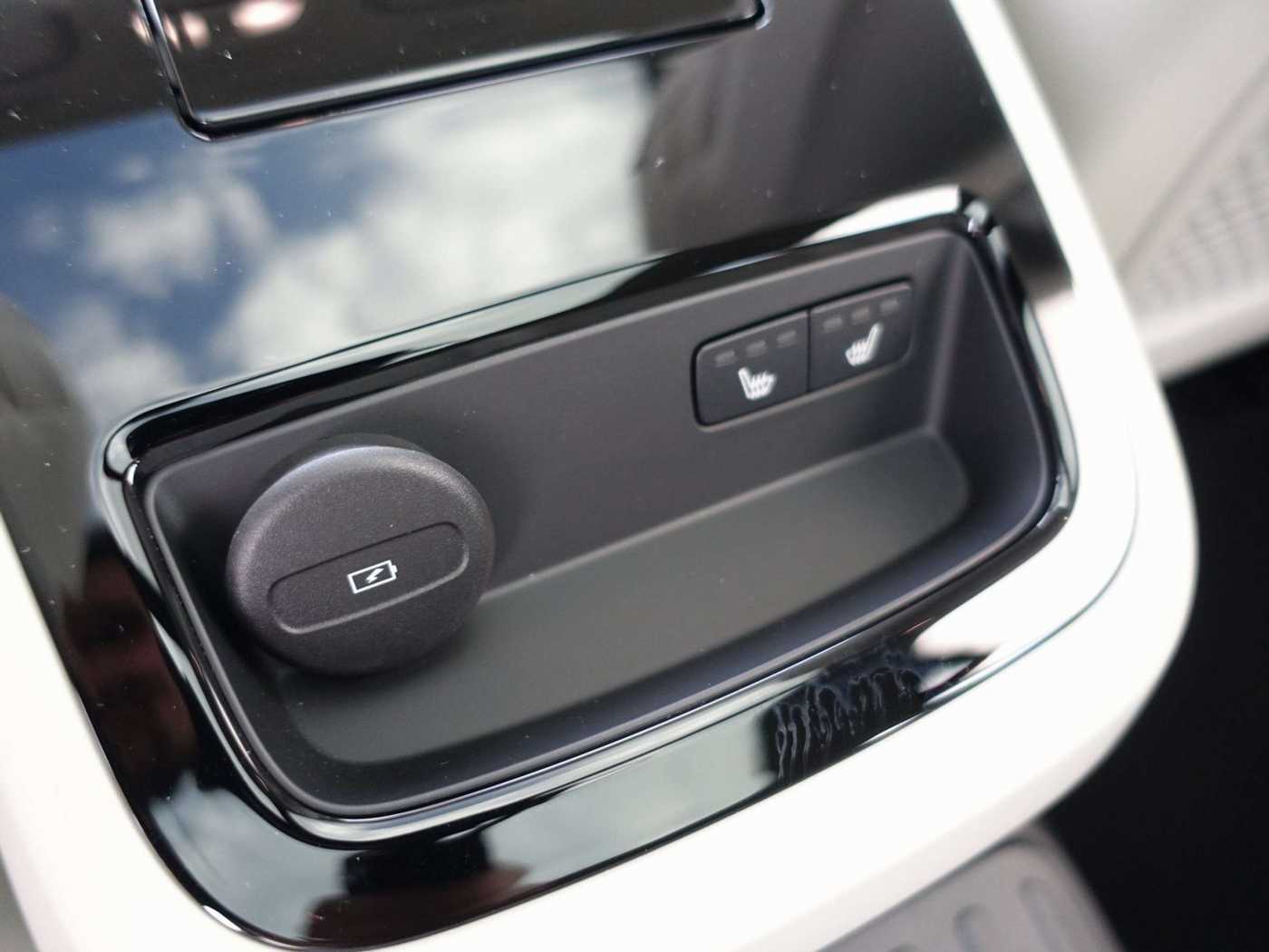 Volvo  T8 AWD Twin Engine Ultra Dark/Massage/360°