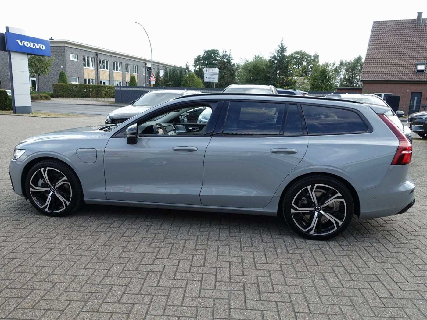 Volvo  T8 AWD Twin Engine Ultra Dark/Massage/360°