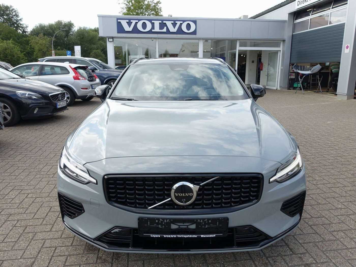 Volvo  T8 AWD Twin Engine Ultra Dark/Massage/360°