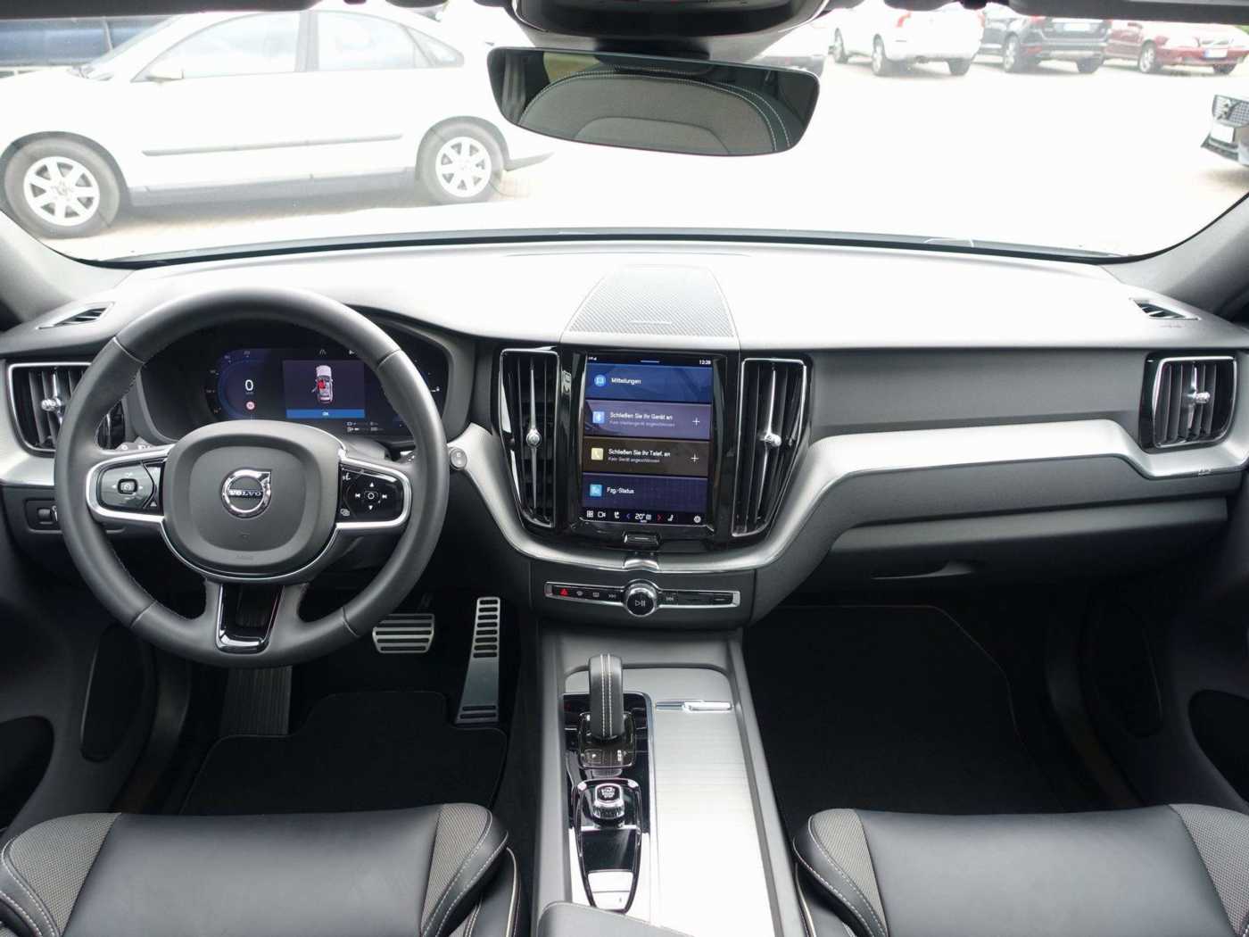 Volvo  T6 AWD R Design Plug-In/StndHz/Kamera/H&K