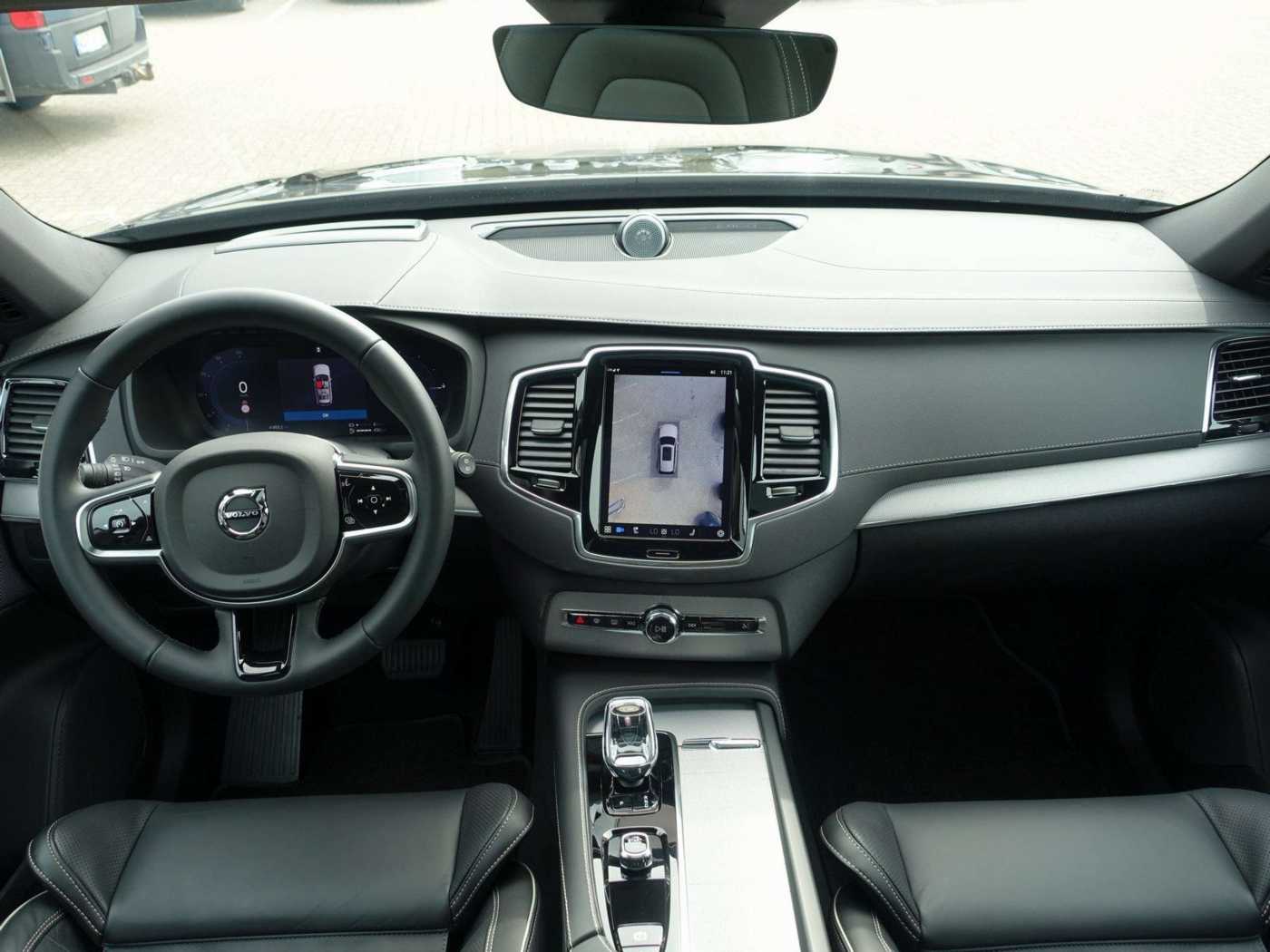 Volvo  Plus T8 AWD/360°/B&W/Pano/FourC/AHK/BLIS