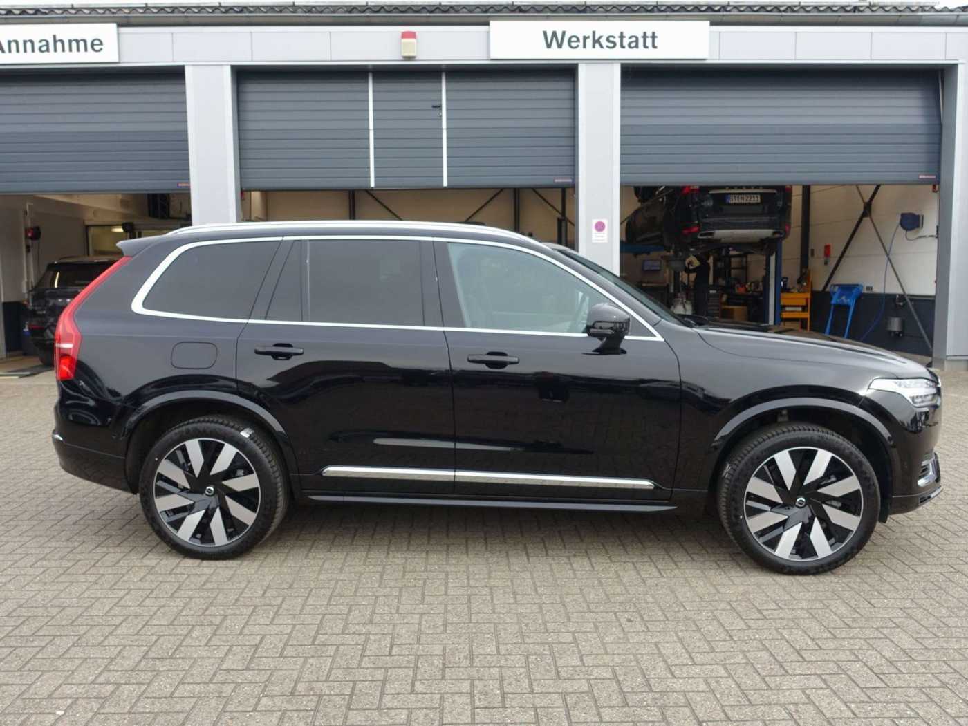 Volvo  Plus T8 AWD/360°/B&W/Pano/FourC/AHK/BLIS