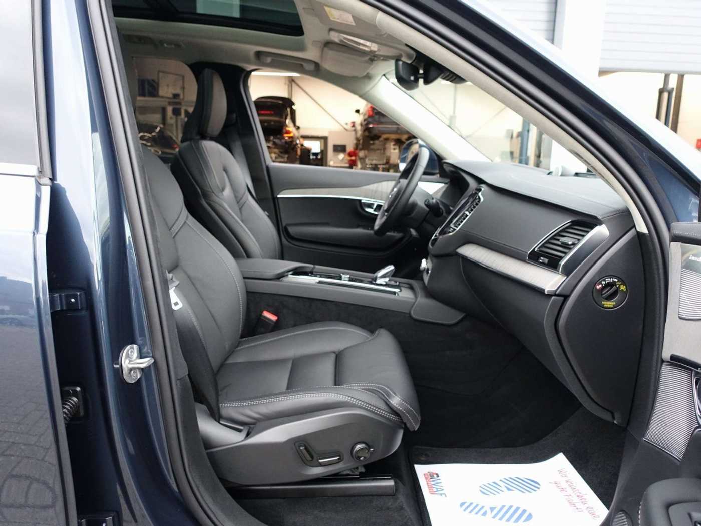 Volvo  Ultra, T8 AWD/FourC/Pano/360°/BLIS/Massage