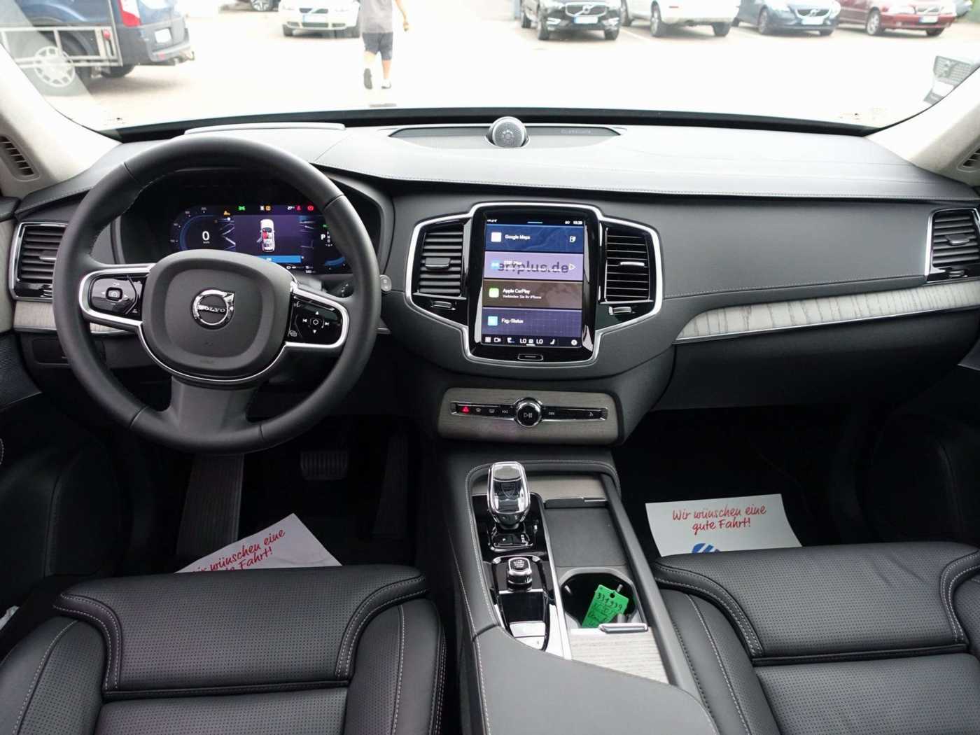 Volvo  Ultra, T8 AWD/FourC/Pano/360°/BLIS/Massage