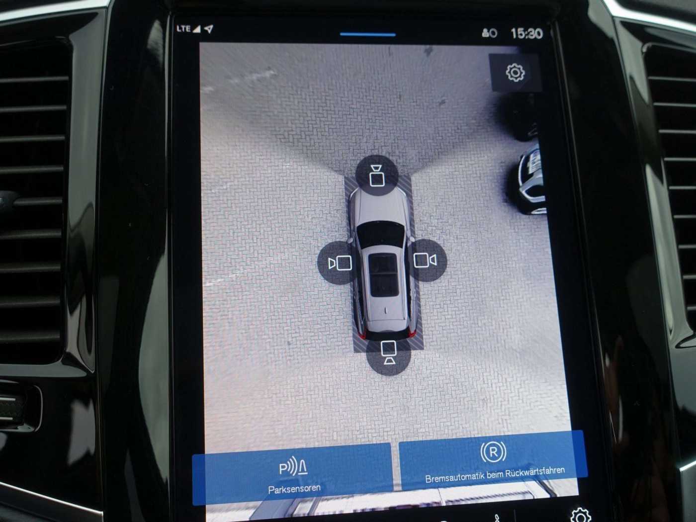 Volvo  Ultra, T8 AWD/FourC/Pano/360°/BLIS/Massage