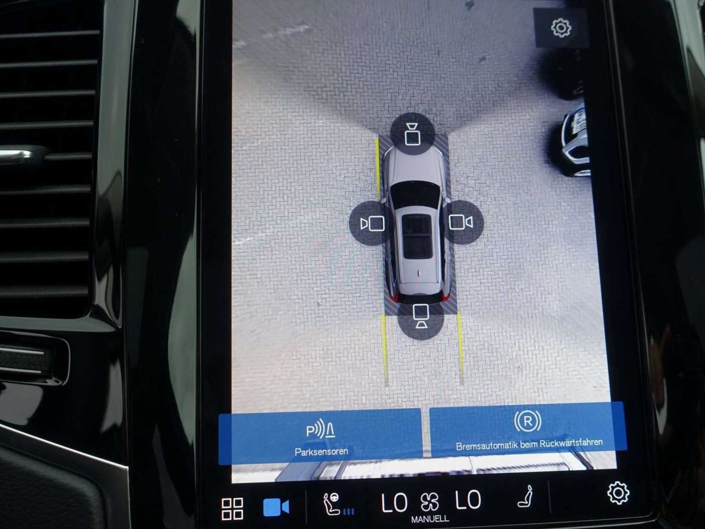 Volvo  Ultra, T8 AWD/FourC/Pano/360°/BLIS/Massage
