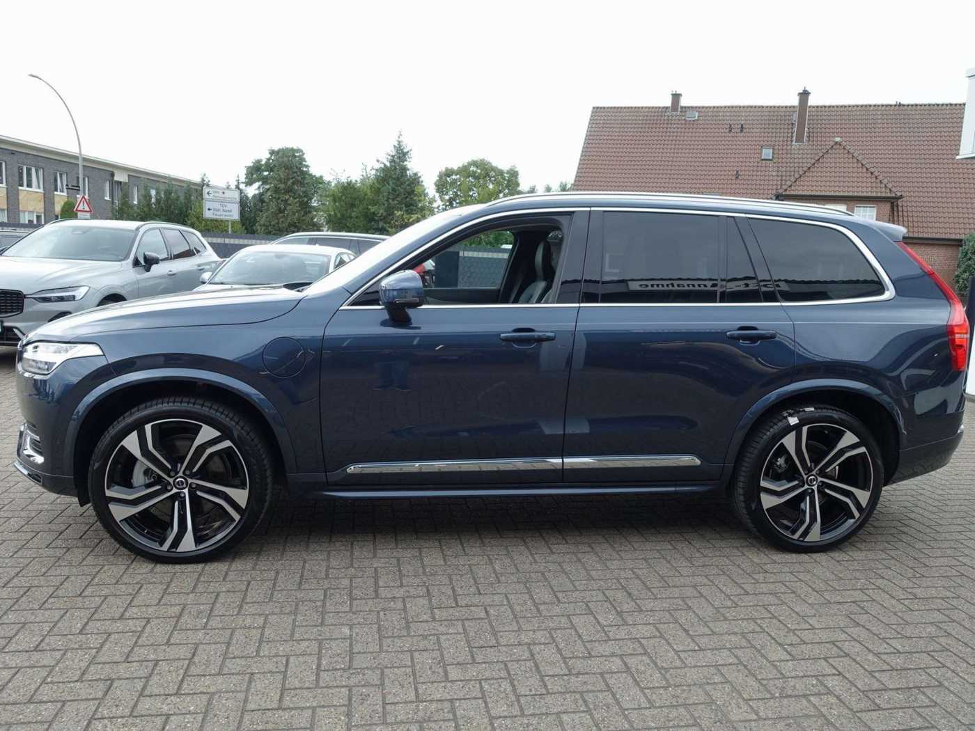 Volvo  Ultra, T8 AWD/FourC/Pano/360°/BLIS/Massage