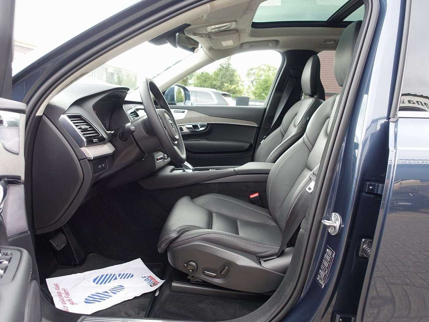 Volvo  Ultra, T8 AWD/FourC/Pano/360°/BLIS/Massage