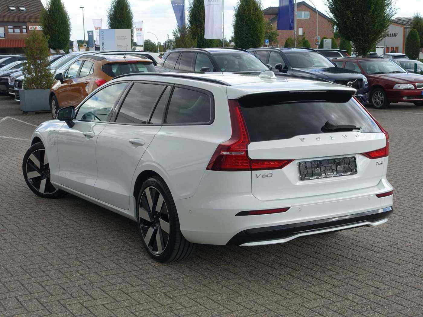 Volvo  Plus Dark T6 AWD Plug-in Hybrid HUD/PANO/SHZ