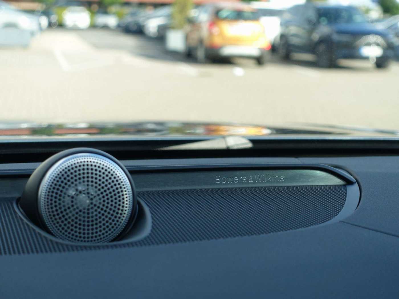Volvo  Recharge Ultimate T8 AWD B&W/FOUR-C/AKUSTIK