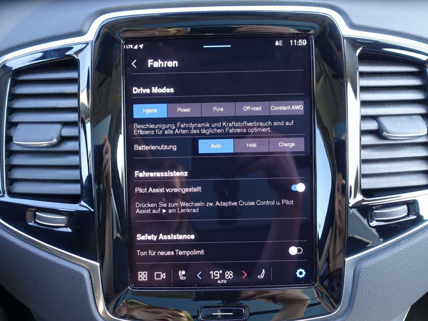 Volvo  Plus T8 AWD Plug-in Hybrid/Memory/Panorama