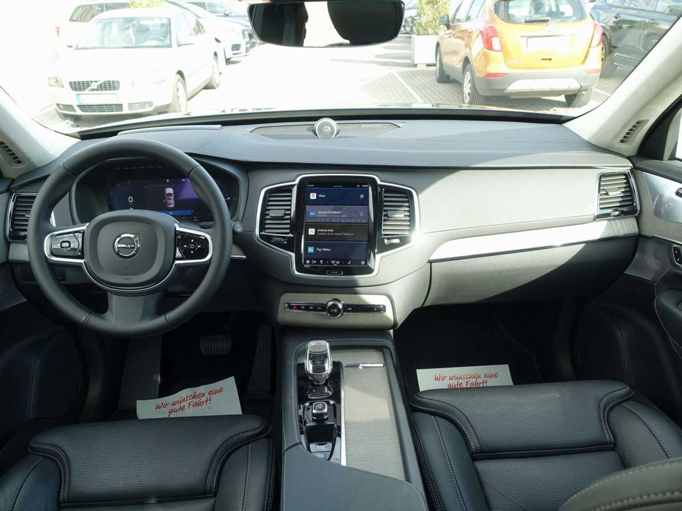 Volvo  Ultra Dark T8 AWD Plug-in Hybrid PANO/B&W