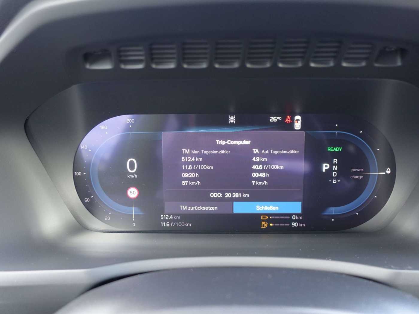 Volvo  Ultra Dark T8 AWD Plug-in Hybrid PANO/B&W
